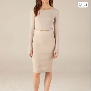 Ribbed SET Pencil Skirt and Long Sleeve
Ribbed Crop Top in Pebble